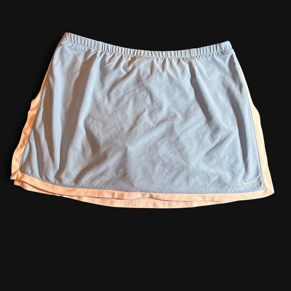 Nike Women's multi Skirt